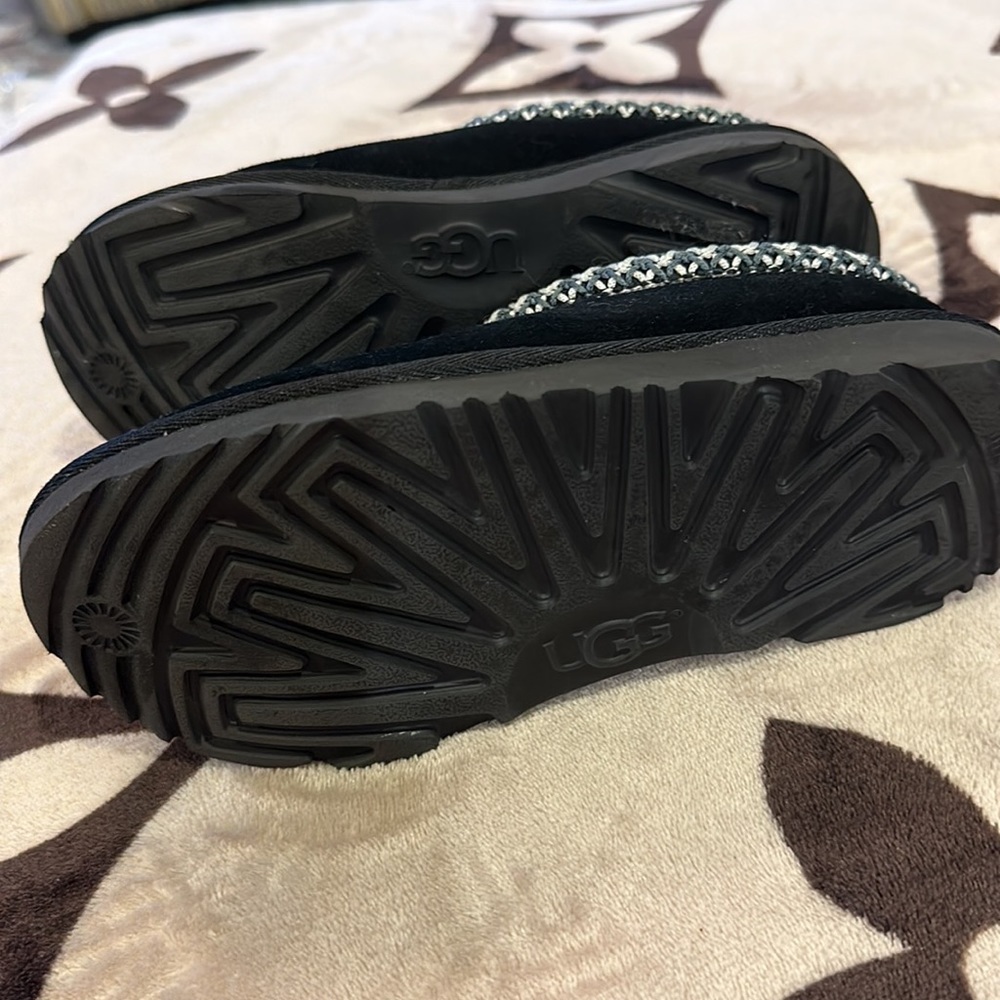 πHOST PICK πβ¨ UGG size 2 - Picture 5 of 5
